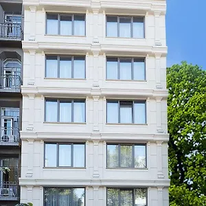 Almadina מלון